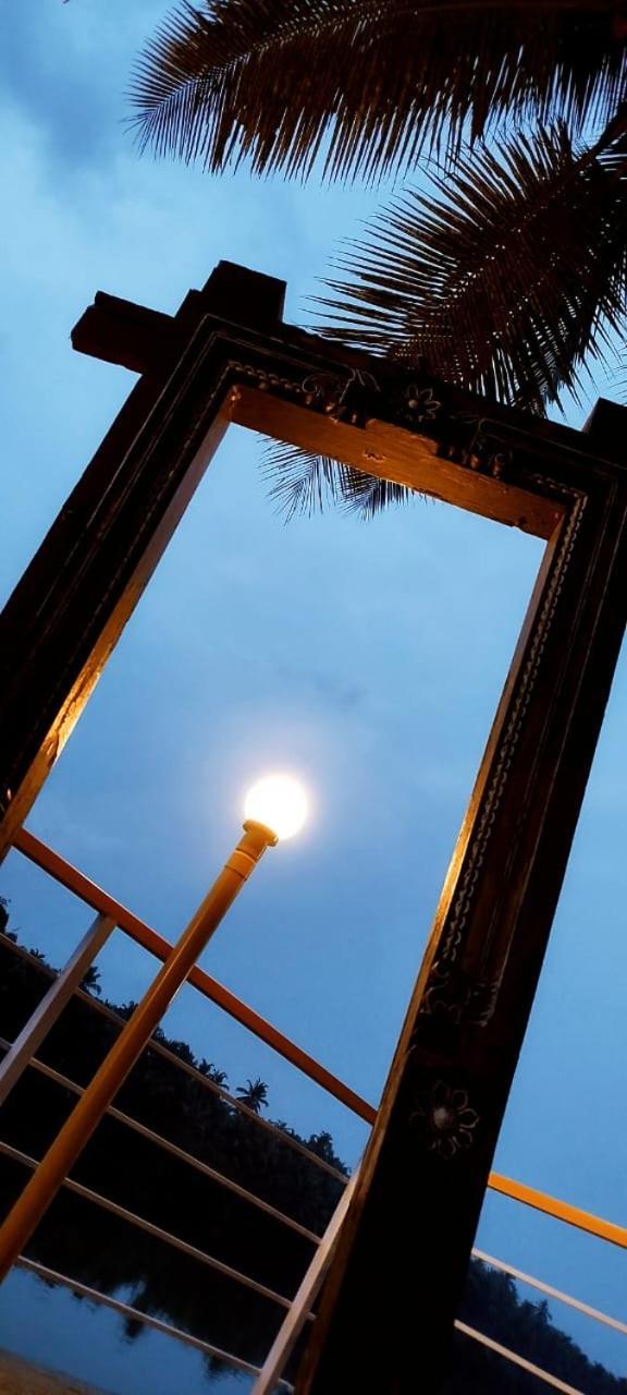 Hangout Kalyanpur Exterior photo